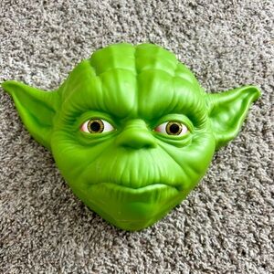 Light up Green Yoda Head Toy wall decor